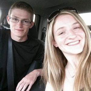 Meet your Posher, Brittney