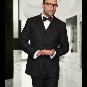Brand new men's 3 piece black suit!