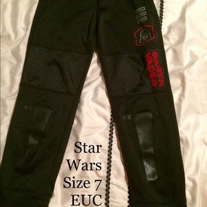 Boys Star Wars pants EUC