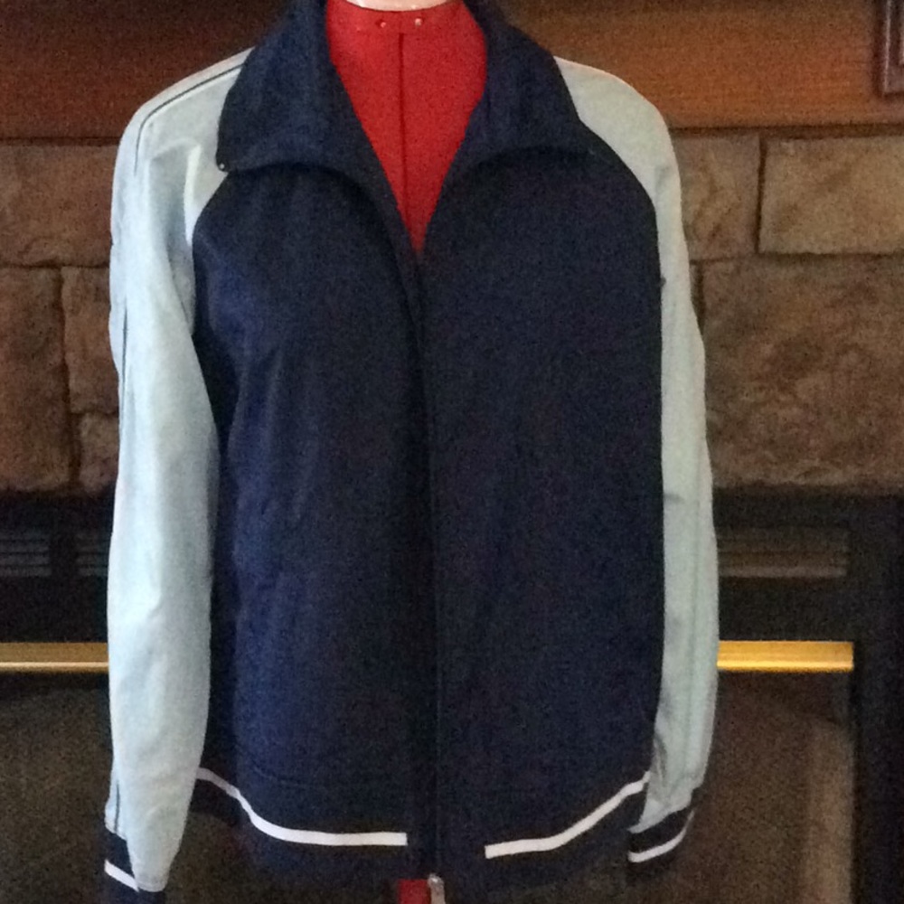 Athletic works Jacket Large New