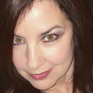 Meet your Posher, Stacey