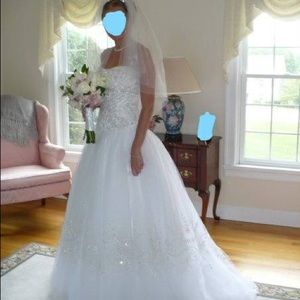 wedding dress Casablanca size 8 wow like new