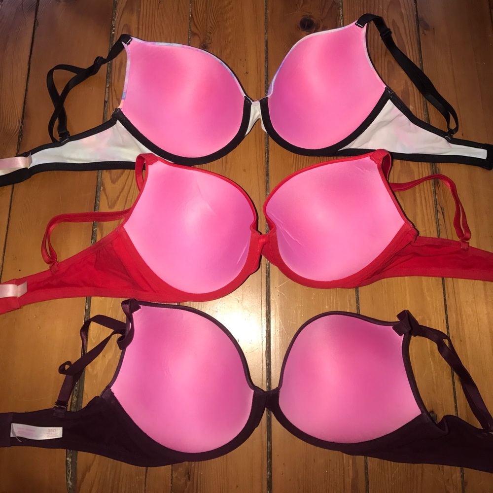 🎀Brand new VS push up bras🎀