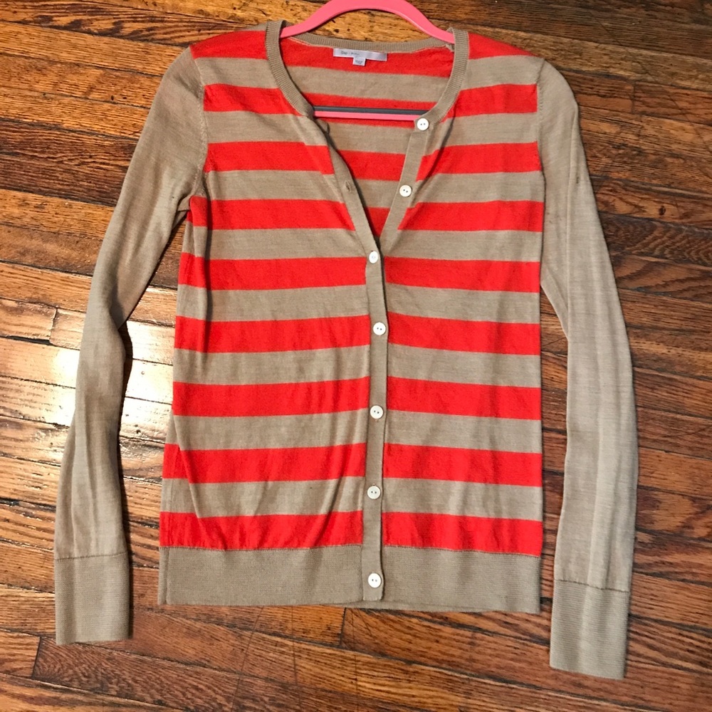 Orange and Tan GAP sweater