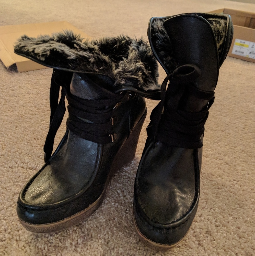 Black Fur Leather Boots