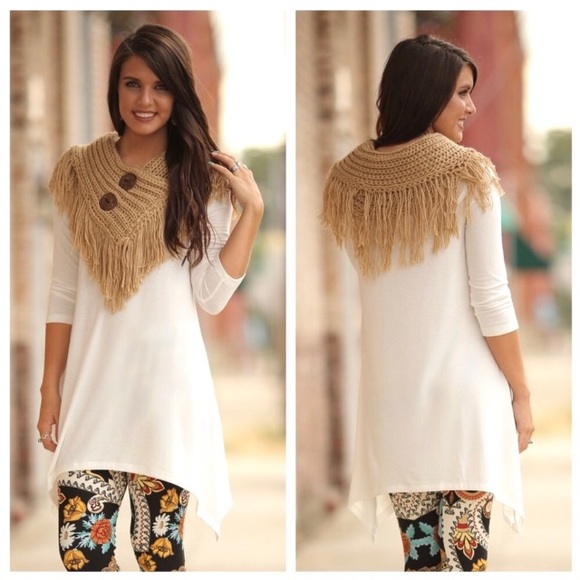 🎉HP🎉 Mocha Button Fringe Infinity Scarf - Picture 5 of 6