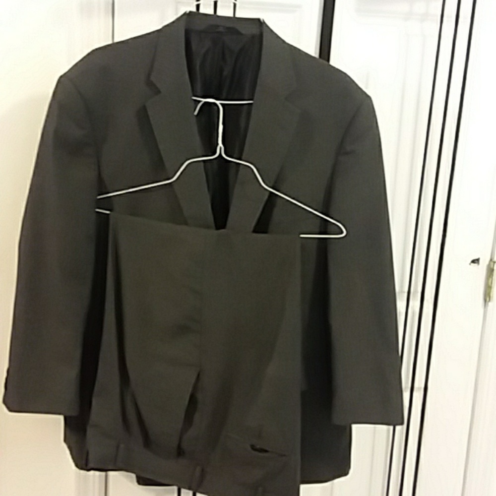 Grey pinstripe 2 piece suit