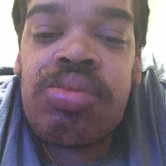 Meet your Posher, Sean - Picture 1 of 1