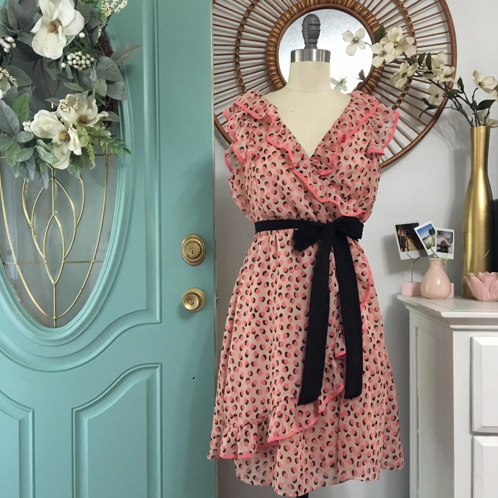 ✨SALE✨ H&M Ruffle Chiffon Dress w Black Sash Tie