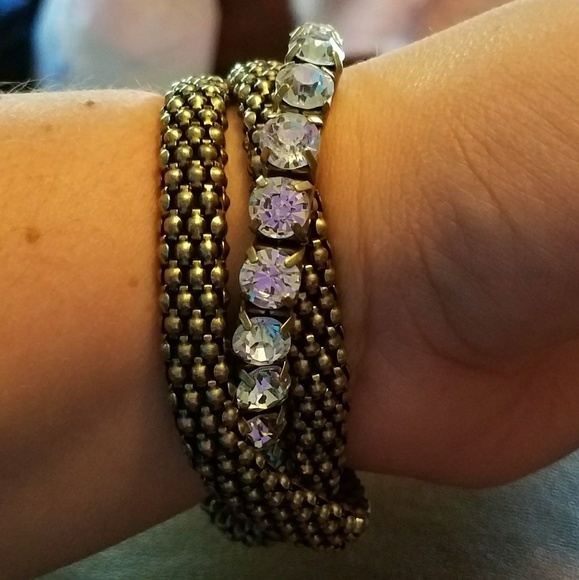 Beautiful Bracelet Set - Picture 4 of 7