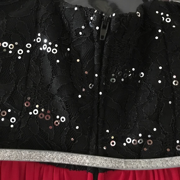 Vera Wang Dresses scarlet red back sequence nwt - Picture 5 of 7