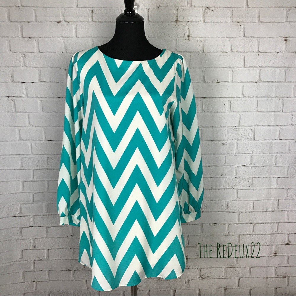 Everly Chevron Print Turquoise Long Sleeve Dress