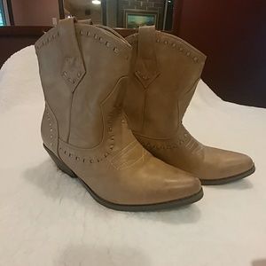 Short Cowboy Boots