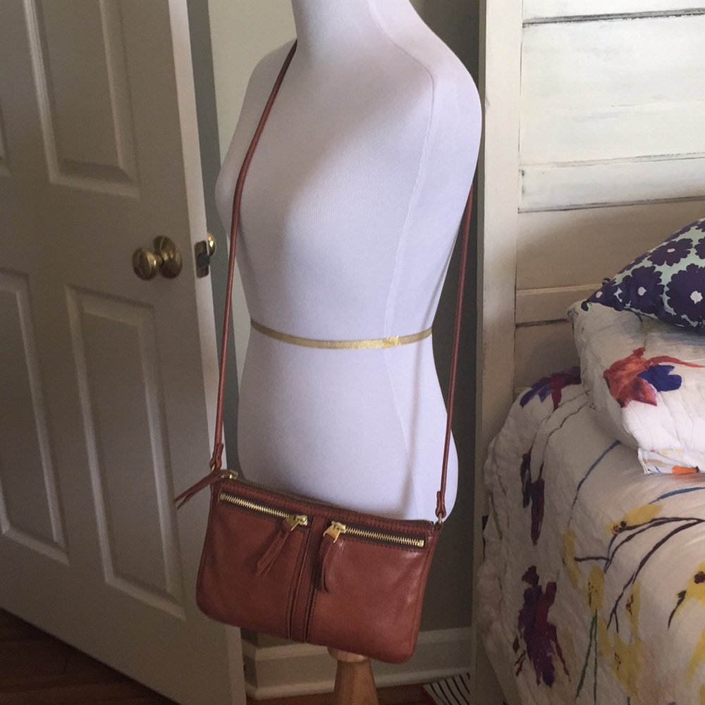 Fossil crossbody bag