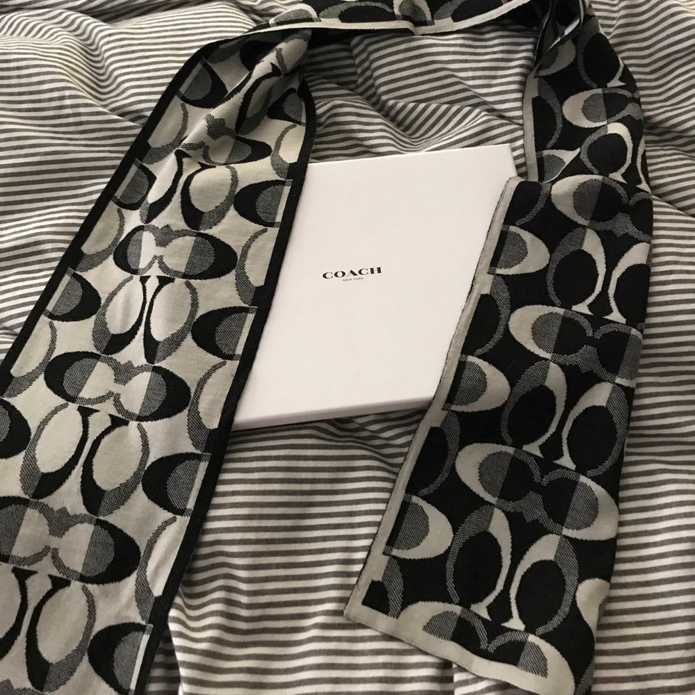 Coach scarf