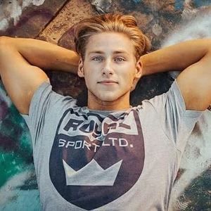 Meet your Posher, Lucas