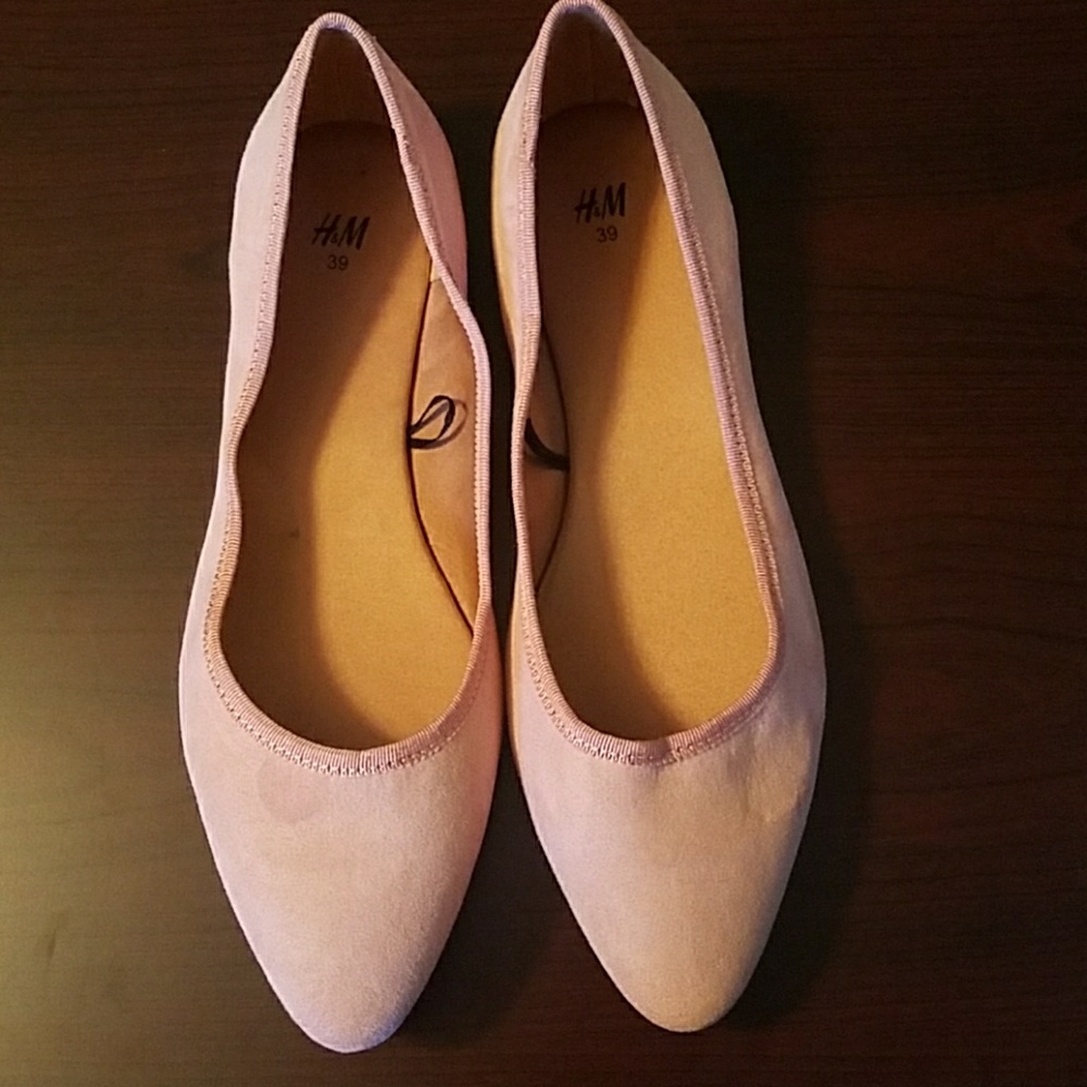 H&M blush pink flats