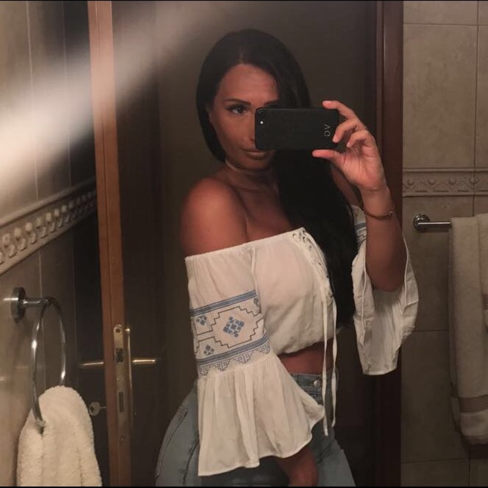 Meet your Posher, Vera