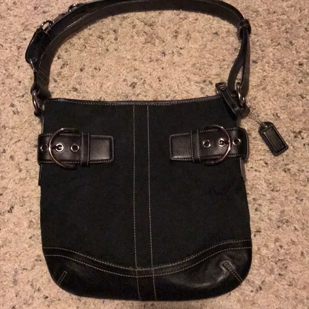 Coach Signature Black Hobo Bag - NEW