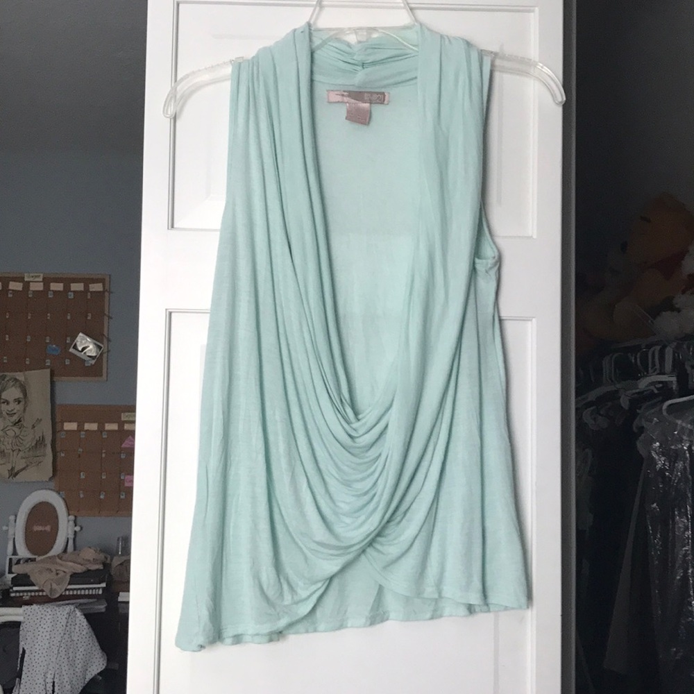 Plunge neck mint blue crop tank