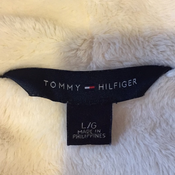 Tommy Hilfiger jacket. Great condition. Fits M +free gift 🎁 - Picture 5 of 5