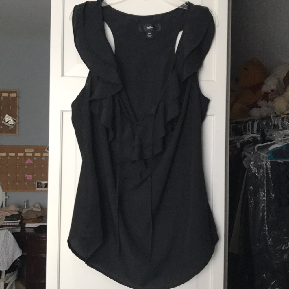 Black, low cut tank!