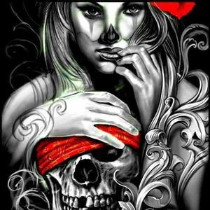 Meet your Posher, Chrissy