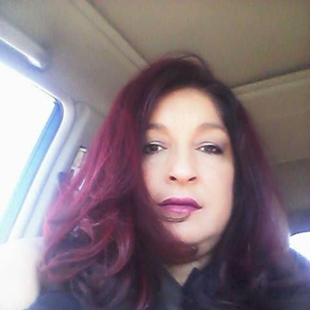 Meet your Posher, Evette