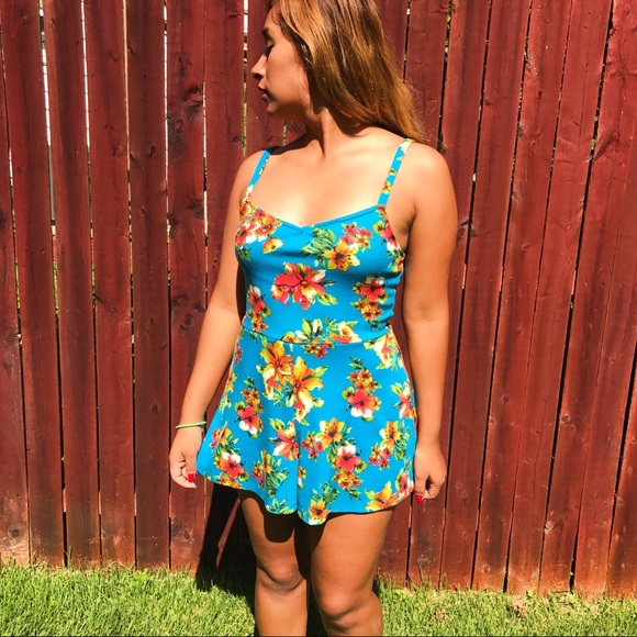 🤖 Blue floral Wet Seal Romper 🤖 - Picture 1 of 4