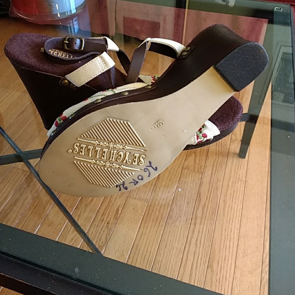 Seychelkes Wedge/Platform Sandals NEW Sz 8.5 - Picture 6 of 6
