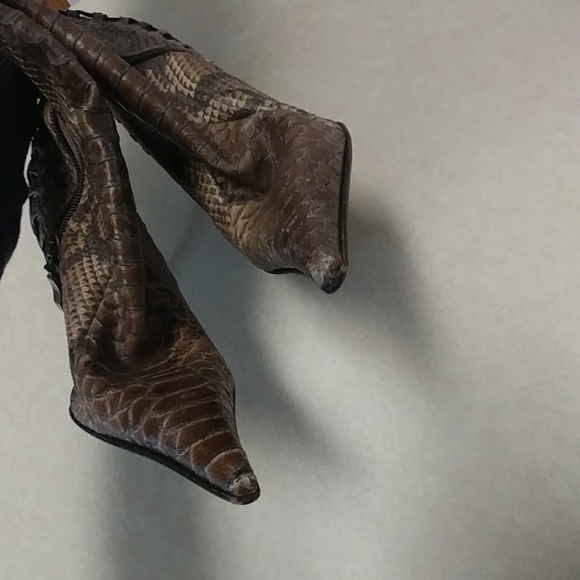 Snakeskin boots - Picture 4 of 8