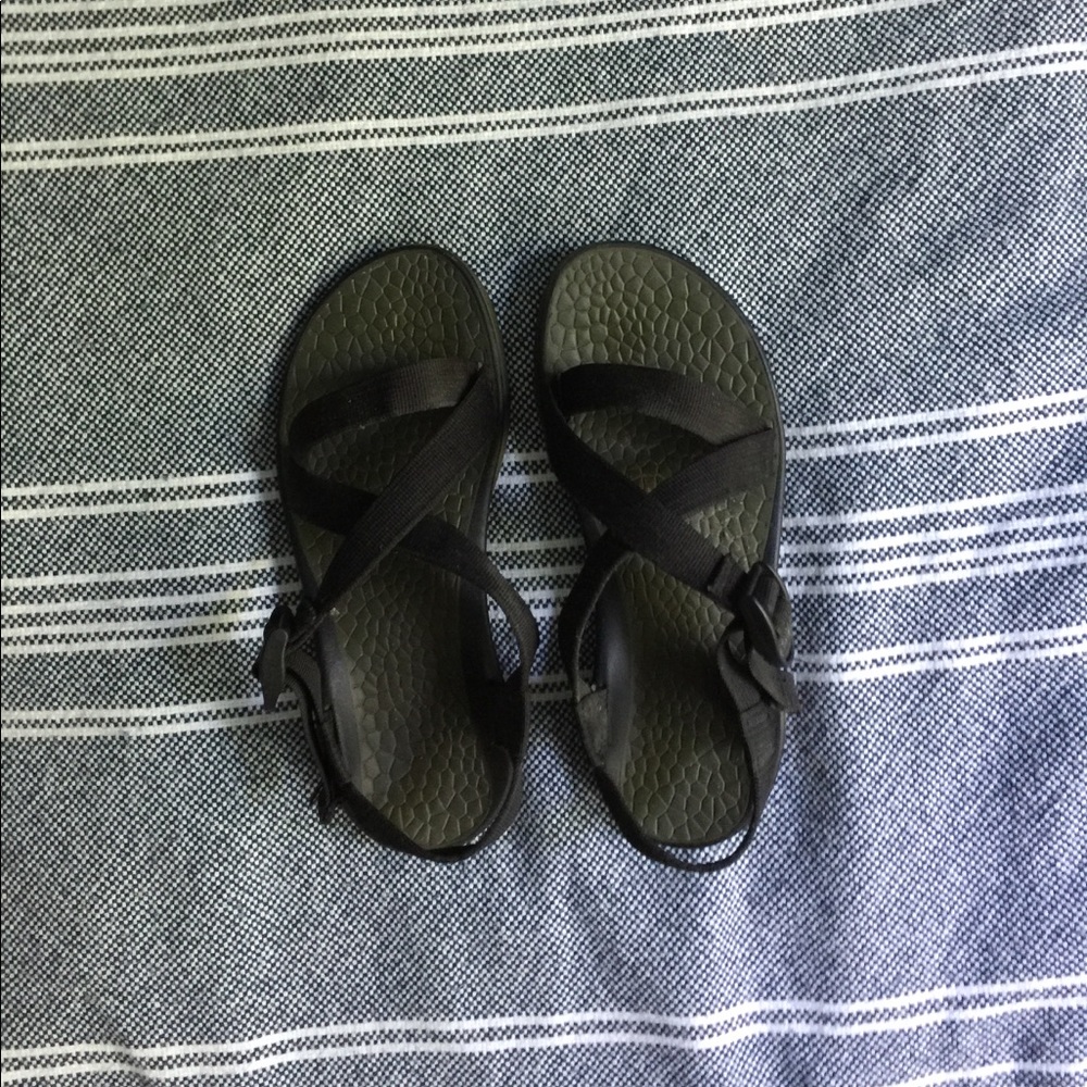 Black Chacos