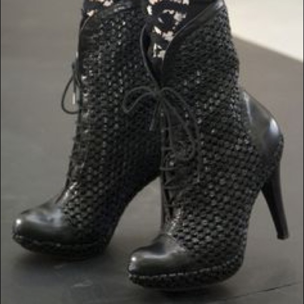 Catherine Malandrino black lace up woven booties