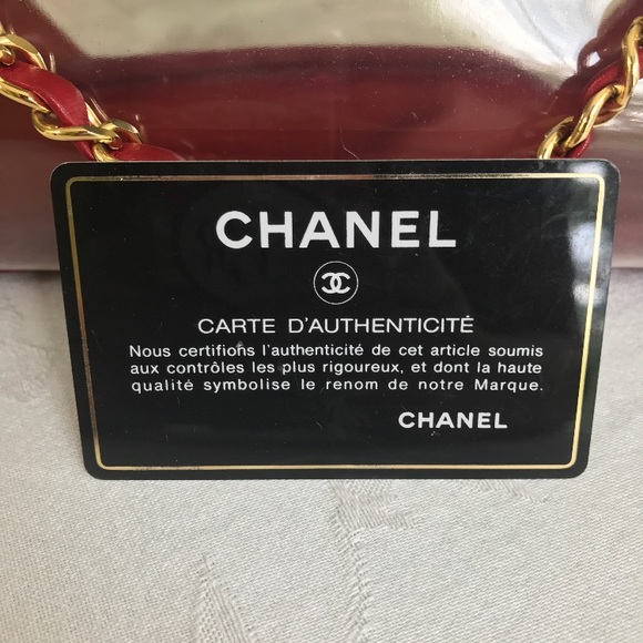 Red chanel tote (calfskin) - Picture 5 of 5