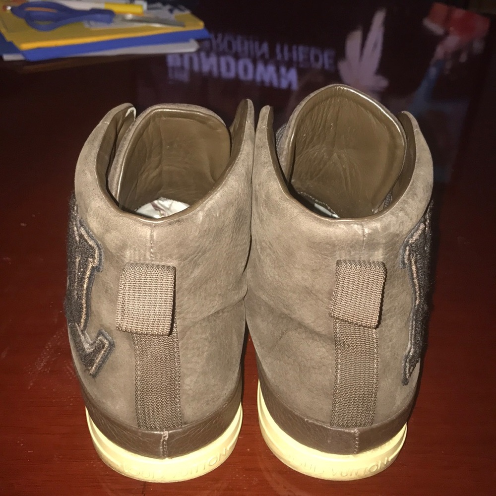 Shoes - Picture 3 of 3