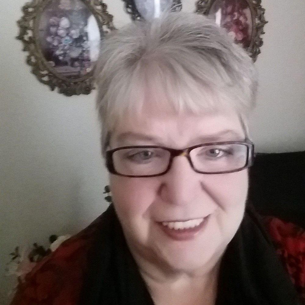 Meet your Posher, Donna