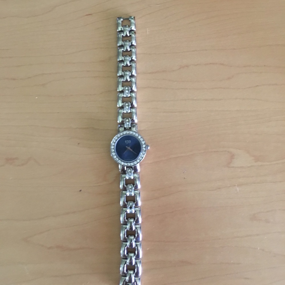 Ladies ESQ wAtch