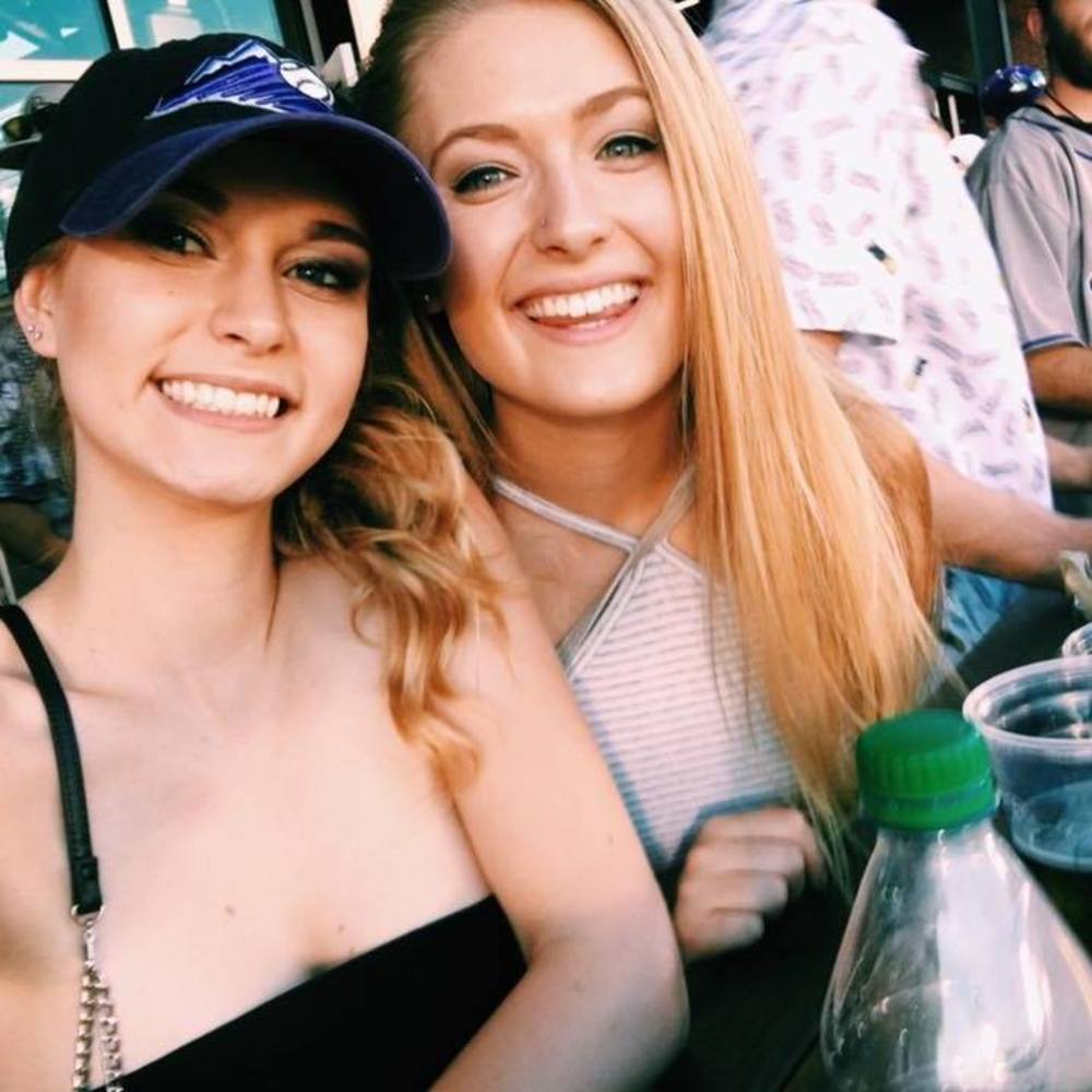 Meet your Posher, Becca