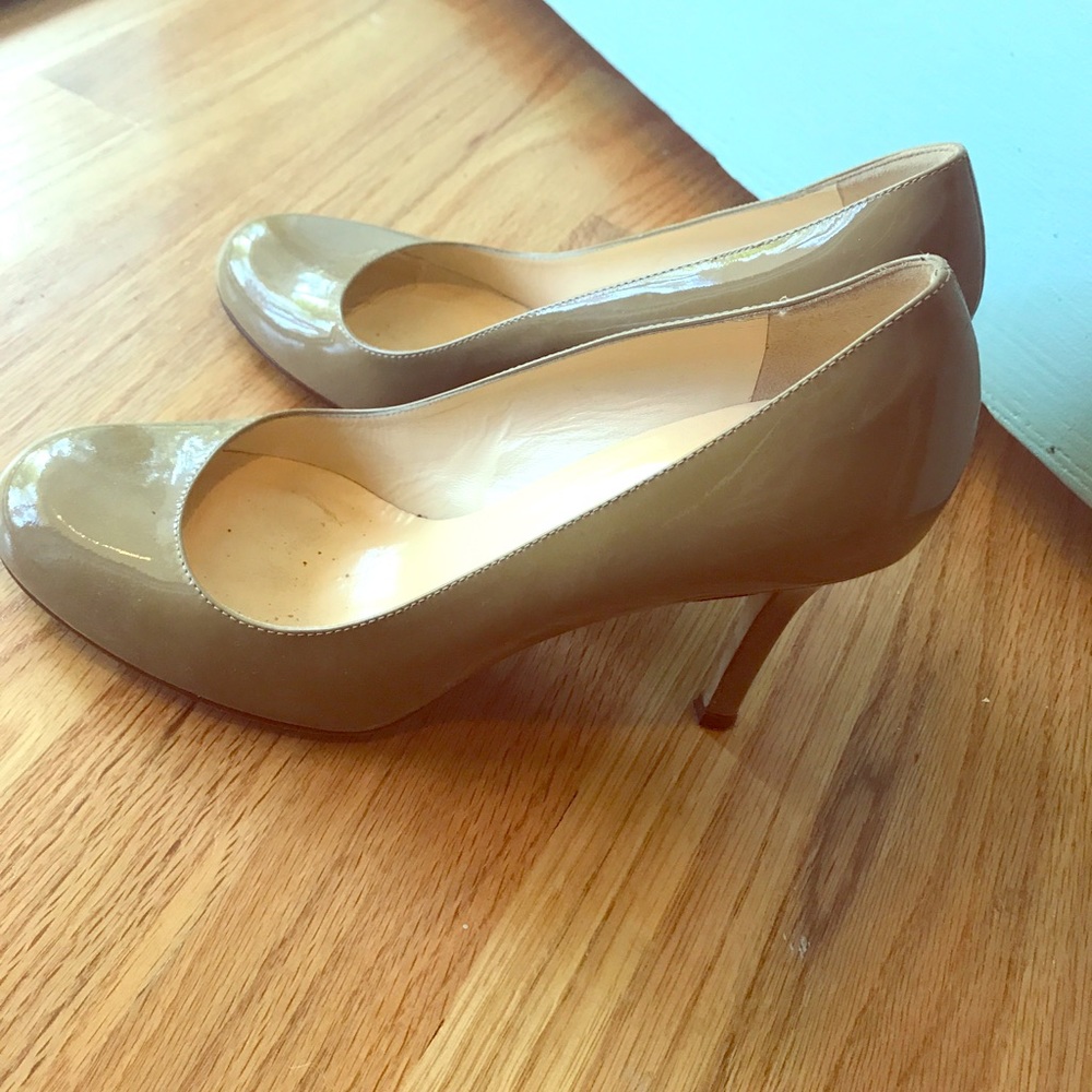 Kate Spade nude pumps