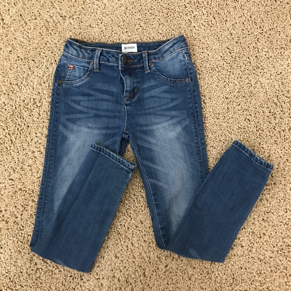Girls Hudson size 6x skinny jeans