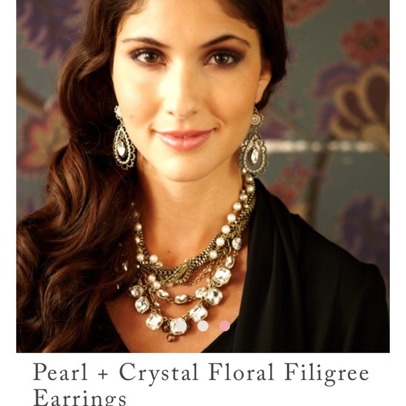 Statement earrings - Picture 3 of 8