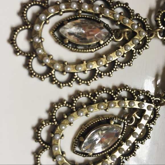 Statement earrings - Picture 6 of 8