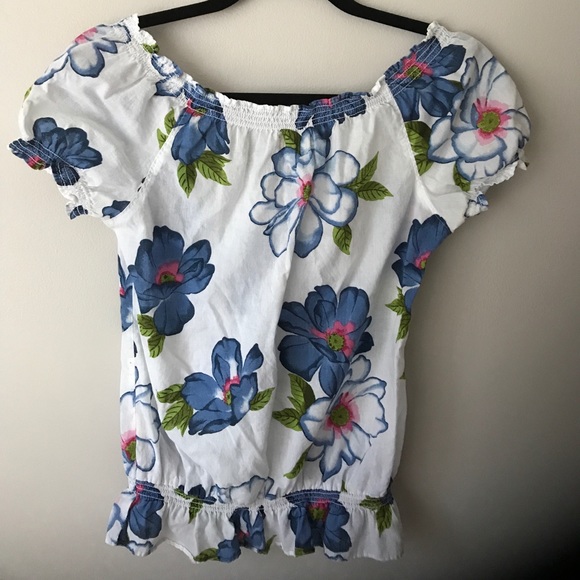 Hollister Floral Blouse , Size :XS - Picture 2 of 4