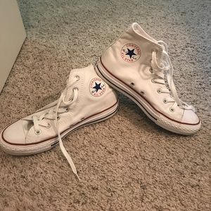 BRAND NEW WHITE HIGH TOP CONVERSE