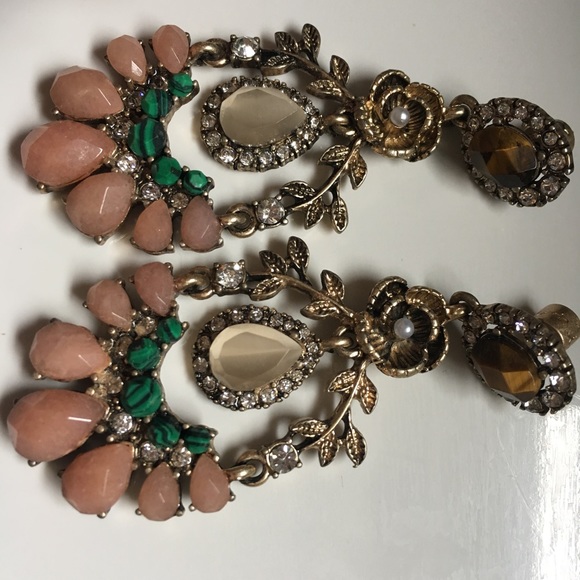 Statement earrings - Picture 6 of 7