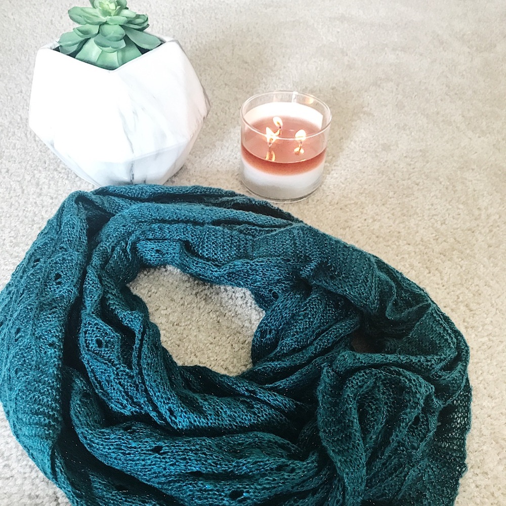 ✨ Teal Green Infinity Scarf