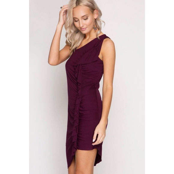 Maroon Bodycon Dress - Picture 3 of 5