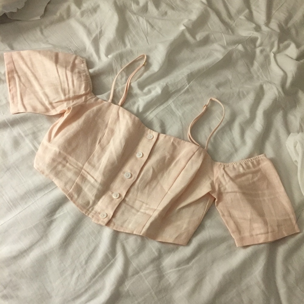 ❌SOLD❌Worn once Reformation Ava Two Piece Set-4 - Picture 5 of 6