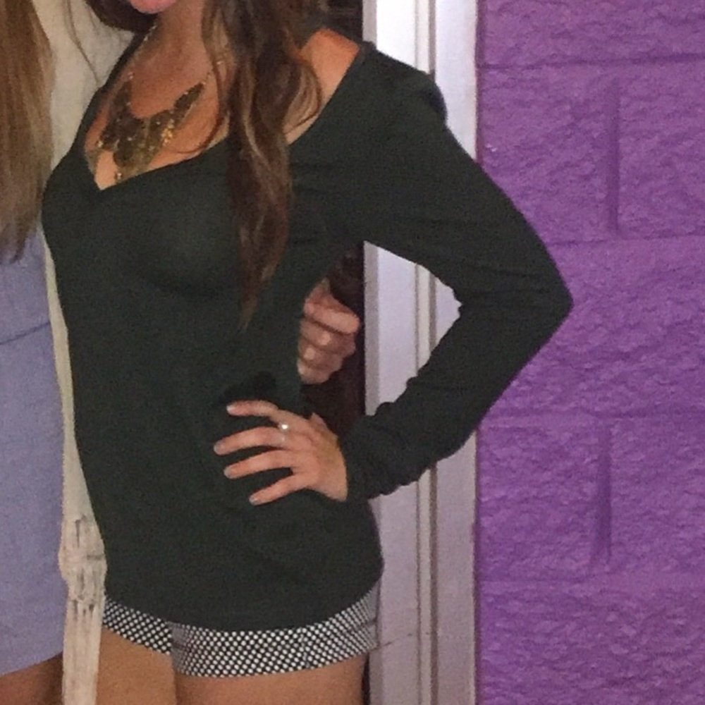light weight sweater - Picture 3 of 3