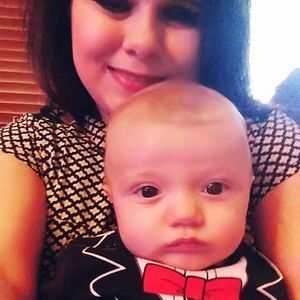 Meet your Posher, Adriana